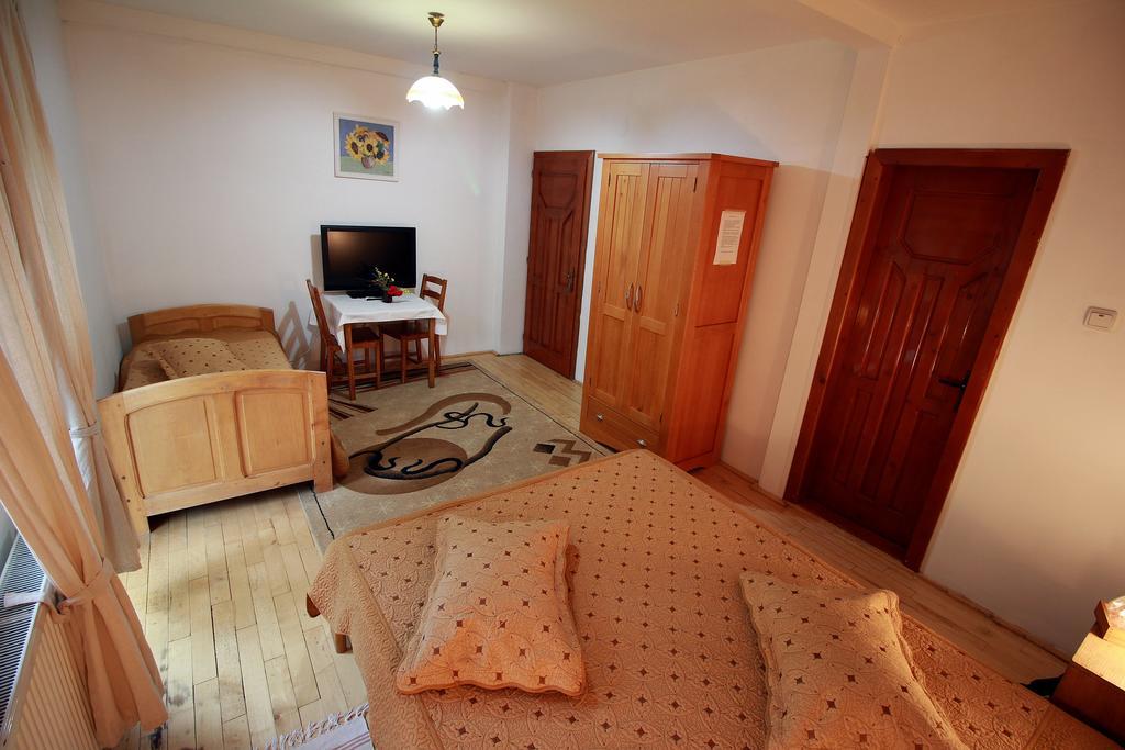 Vila Sucu Hotel Poiana Marului  Room photo