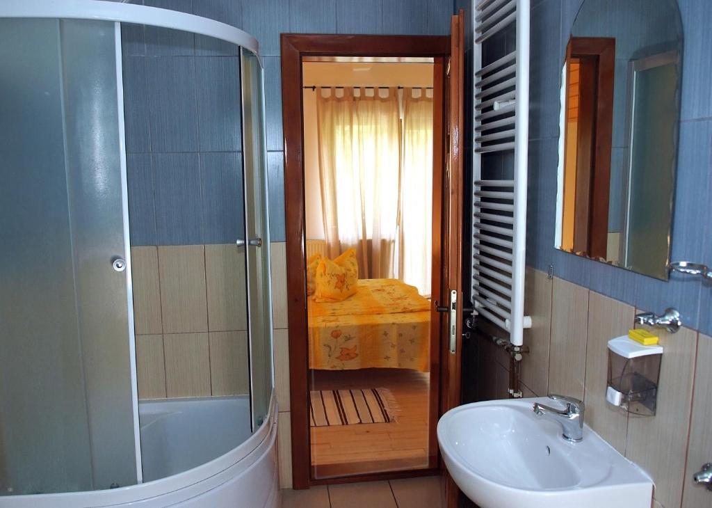 Vila Sucu Hotel Poiana Marului  Room photo